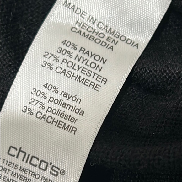 Chico's Black Sweater with White Leaf Pattern size 3 GUC - Picture 8 of 8